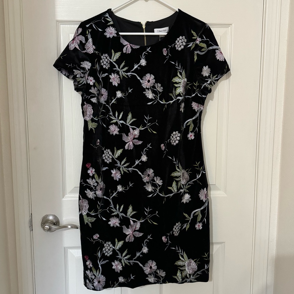 NEVER WORN Calvin Klein Embroidered Dress
